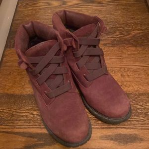 Womens Timberlands (Burgundy Colour)